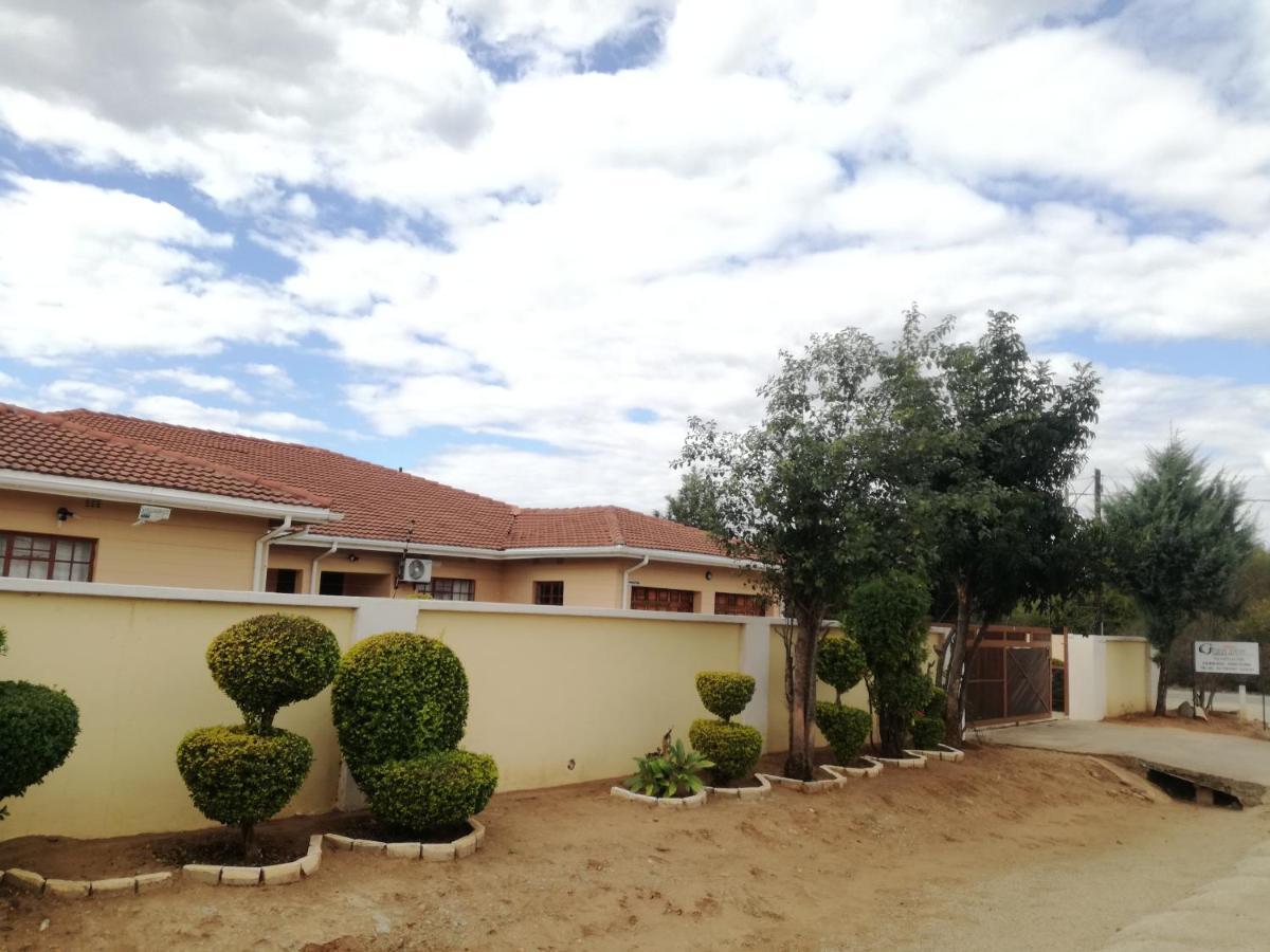 Den View Guesthouse Francistown Exterior photo