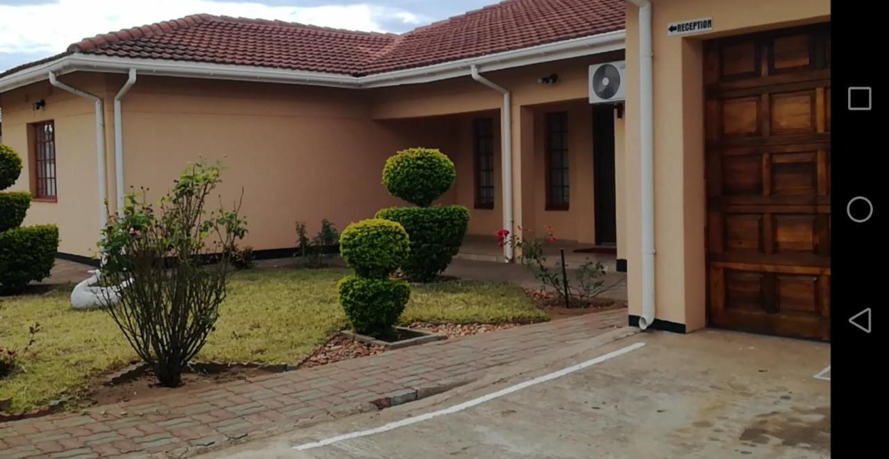 Den View Guesthouse Francistown Exterior photo